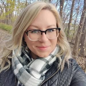 Meet your Posher, Danica